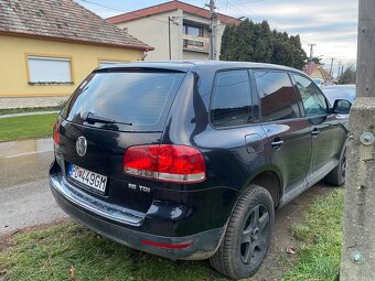 Volkswagen Touareg - 3