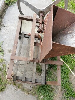 Drvič mlynček na ovocie zeleninu - 3