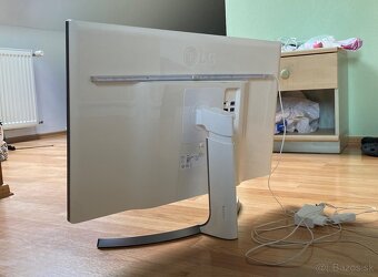 27’’ Monitor LG27UD88-W (4K UHD, USB-C) – výborný stav - 3