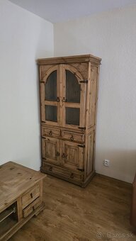Drevený nábytok - 3