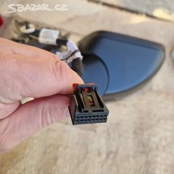 Prodám prave zpětné zrcátko octavia 4 8 pin - 3