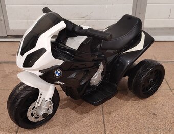 Detská elektrická trojkolka - 3