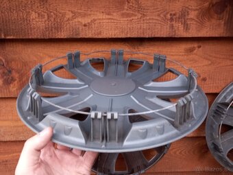 Puklice Cosmos 13, sada - 3