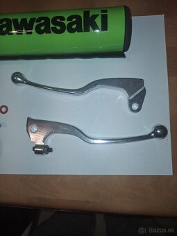 Uzáver nadrže Kawasaki - 3