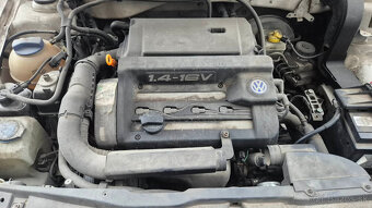 Volkswagen Golf 1,4i 55kw - 3