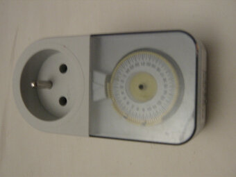 Predám spínacie hodiny - 3