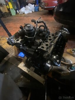 Komplet Motor BKS VW Touareg 3.0 V6 165kw - 3