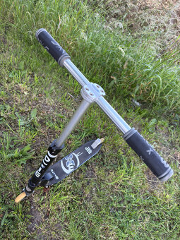 Kolobežka Micro Bullet Street Pro - 3