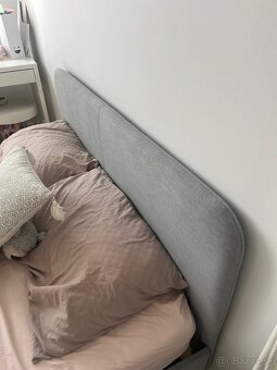 Postel IKEA s matracom a roštami - 3