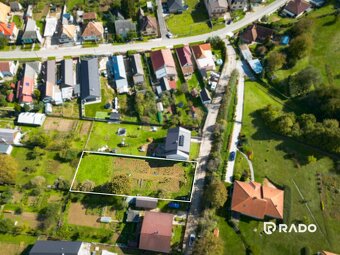 RADO I Pozemok na výstavbu rodinného domu 1057m2 I Ivanovce - 3