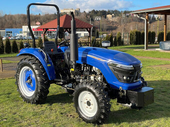 Traktor 504 (50 koní) s pneu 7.50-16/11.2-24 - 3