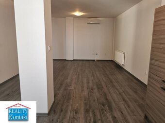 Na prenájom 2-izbový byt - Nové Zámky - 3