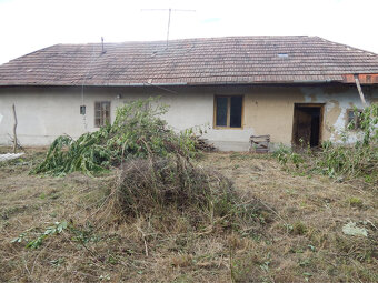 Na predaj 2 izbový sedliacky dom v Malých Kosihách len 16 k - 3