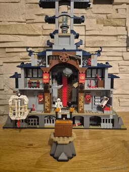 Lego ninjago movie -70601 temole of ultimate weapon - 3