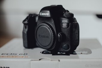 Canon Eos 6D mark II - 3