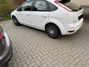 Ford focus mk2 facelift 1.6 benzín 74kw - 3