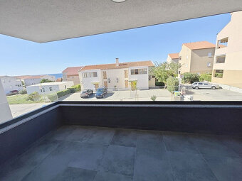Chorvátsko-Trojizbový moderný apartmán s výhľadom na more - 3
