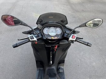 Piaggio MP3 300 yourban - 3