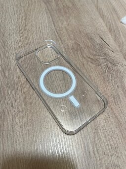 Predám kryt na iPhone 15 - 3