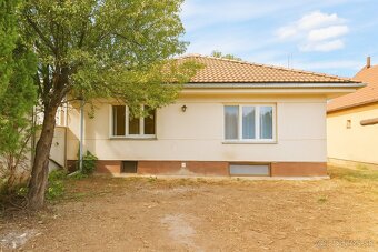 Rodinný dom s veľkou záhradou - 3