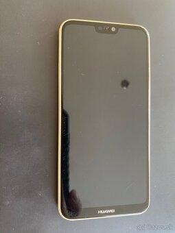 Predam mobil Huawei P20 lite 4/64gb - 3