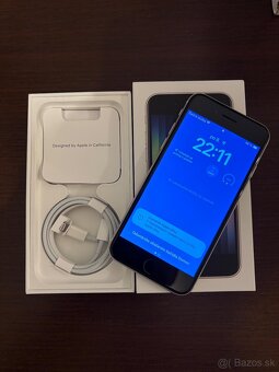 iPhone SE 2022 128 gb - 3