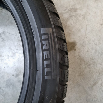 Zimné pneumatiky 225/45 R18 PIRELLI - 3