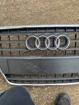 Maska 5 07-11 8T0 mrizka do nárazníku znak - 3