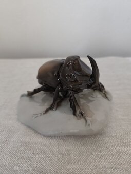 Royal dux chrobák porcelánová soška - 3