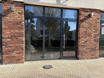 Prenájom kaderníckeho kresla - 3