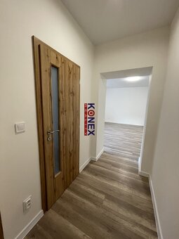 SUPER NOVINKA Kompletne rekonštruovaný dom - obec KRAVANY - 3
