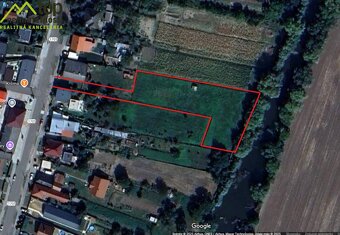 Dvorany nad Nitrou - veľký pozemok pri vodnej zátoke NR-TO - 3