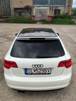 AUDI A3 8PA Sportback 2.0 TFSI (2010) - 3