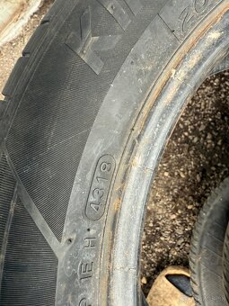 Predám hankook 205/55r16 4ks letné - 3