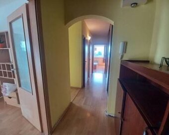Na prenájom 3iz byt Bratislava-Petržalka, ulica Mamateyova - 3