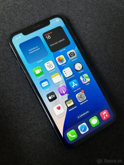 iPhone XR 64GB black - 3