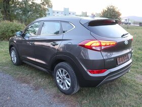 Hyundai Tucson r. 2016 2,0 CRDi 4x4, bohatá výbava Xpossible - 3