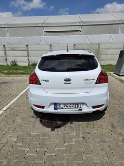 Kia pro ceed 1.6 CRDI 16v - 3