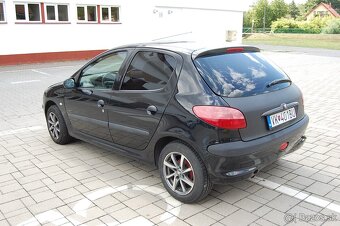 Predám Peugeot 206 1.1 benzín - 3