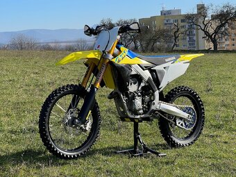 Suzuki RM-Z250 - 3