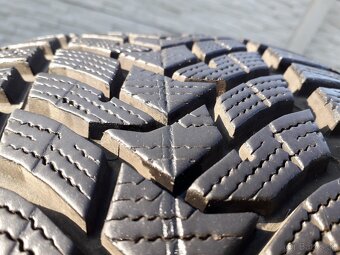 225/45 r17 zimne pneumatiky dunlop - 3