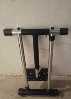 LOGITECH G25 Racing wheel + paka + pedale + Wheel stand pro - 3