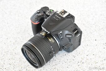Nikon D5600 a objektívy - 3