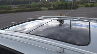 7m VW Touran, 2.0tdi, DSG, KOŽA, KAM, LED, WEBASTO - 3