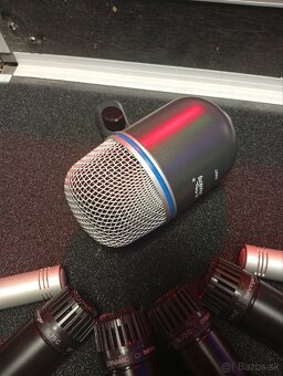 Mikrofóny na bicie plus káble. - 3