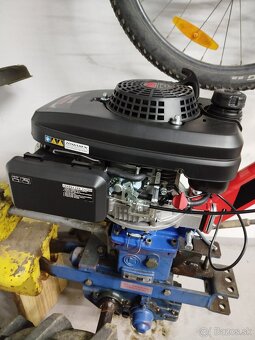 malotraktor Vari- PJXP 200 ( AJ S VLEČKOU ) - 3