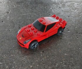 LEGO 40191 Shell Ferrari F12 Berlinetta - 3