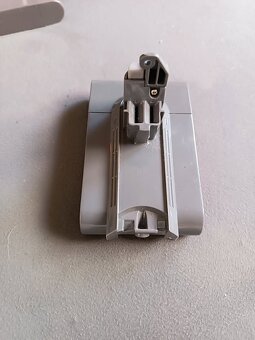 Náhradní baterie pro Dyson DC62 - 3