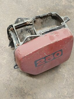 ČZ 250,350,175 Filter box - 3