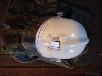 Prilba - 3